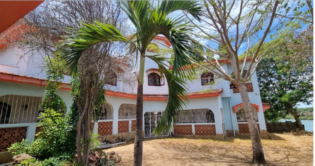 Oceanview Mansion